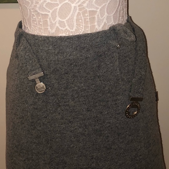 Gianfranco Ferré Designer Felted Skirt - Picture 4 of 8